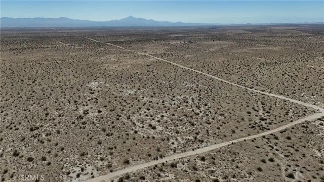 745 White Bird, Adelanto, CA 92301