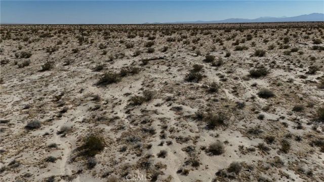 745 White Bird, Adelanto, CA 92301
