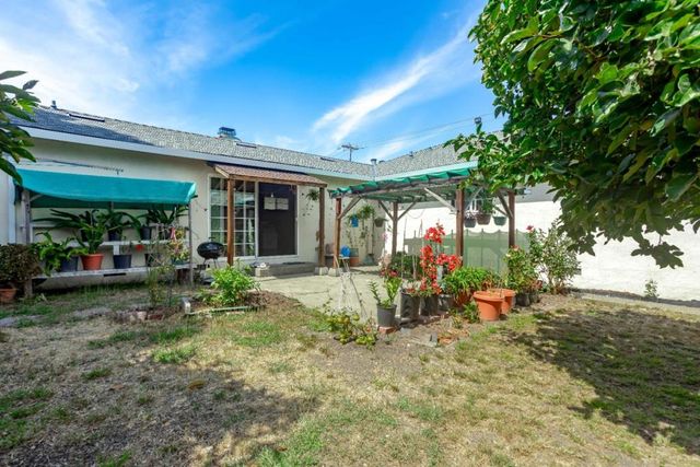 3777 Monterey Boulevard, San Leandro, CA 94578