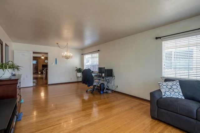 3777 Monterey Boulevard, San Leandro, CA 94578