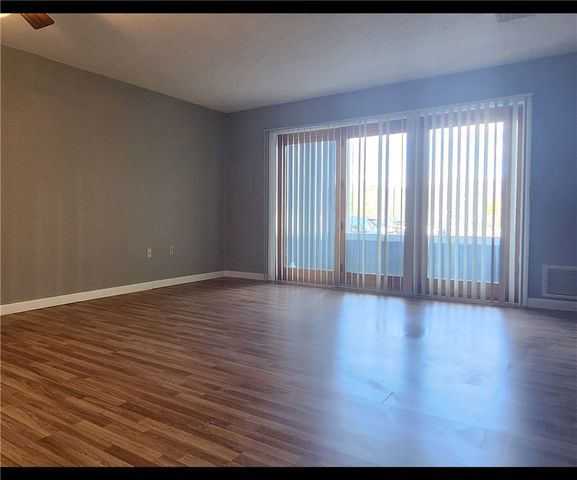 1800 Douglas Avenue 125, North Providence, RI 02904