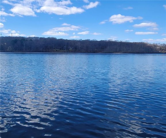 1800 Douglas Avenue 125, North Providence, RI 02904