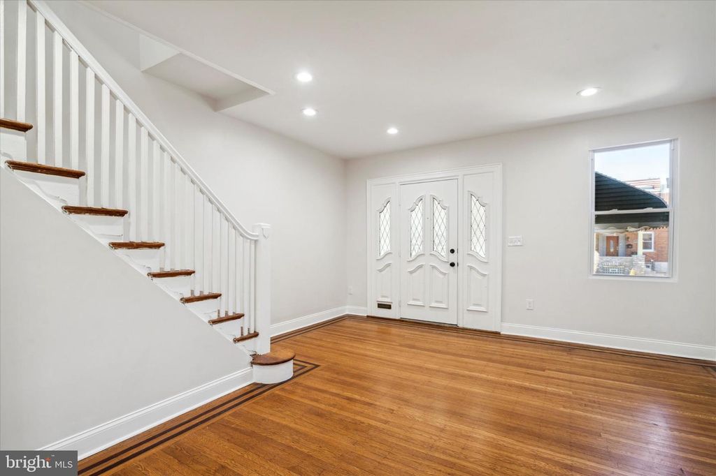 6825 N 18TH ST, Philadelphia, PA 19126 — photo 5