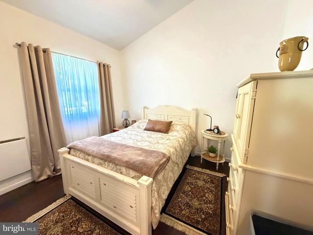 58 ARENTHUSA AVE, Browns Mills, NJ 08015
