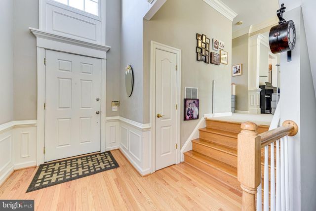 9600 LAGERSFIELD CIR, Vienna, VA 22181