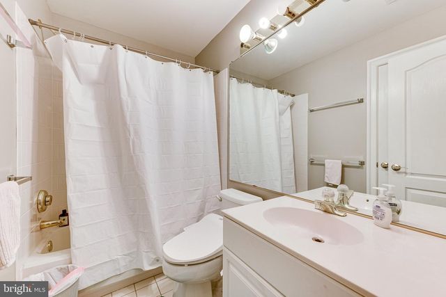 9600 LAGERSFIELD CIR, Vienna, VA 22181
