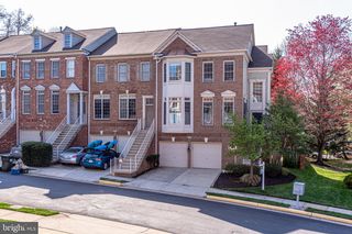9600 LAGERSFIELD CIR, Vienna, VA 22181