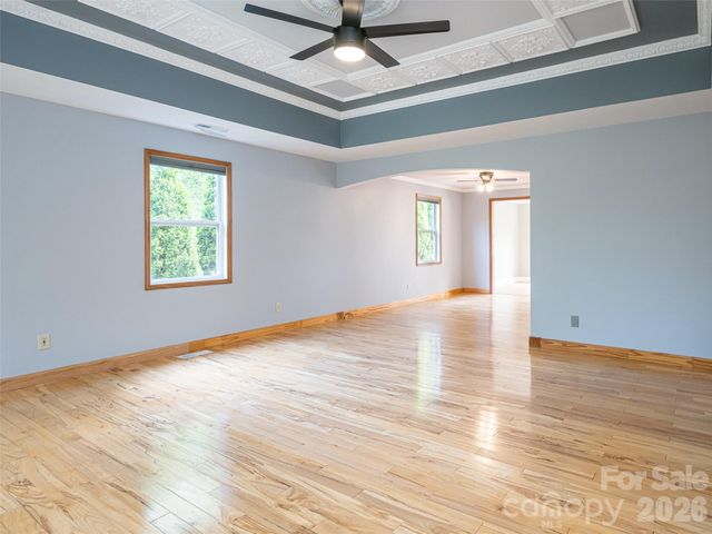 12 Peeler Drive, Asheville, NC 28803