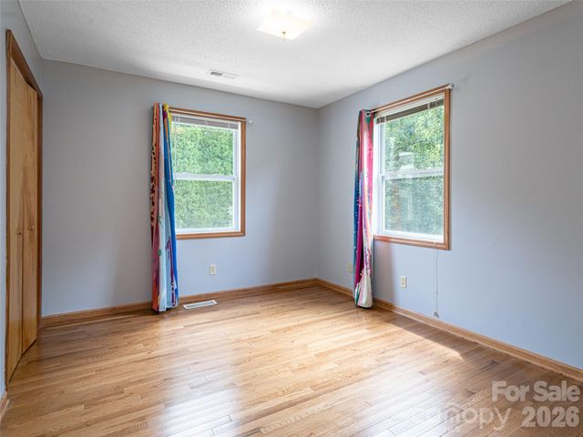 12 Peeler Drive, Asheville, NC 28803