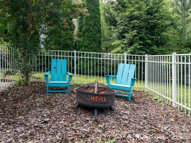 12 Peeler Drive, Asheville, NC 28803