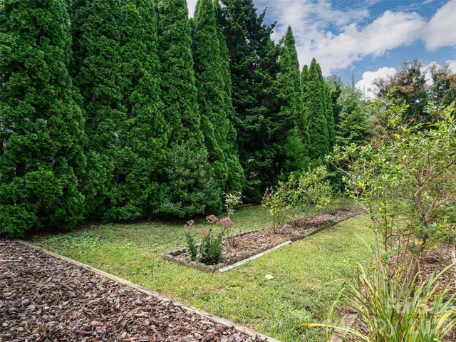 12 Peeler Drive, Asheville, NC 28803