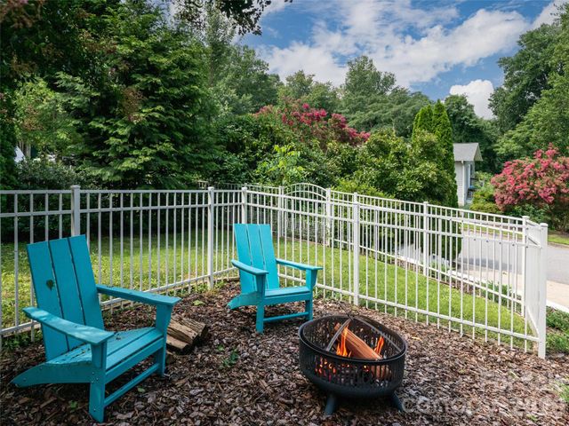 12 Peeler Drive, Asheville, NC 28803