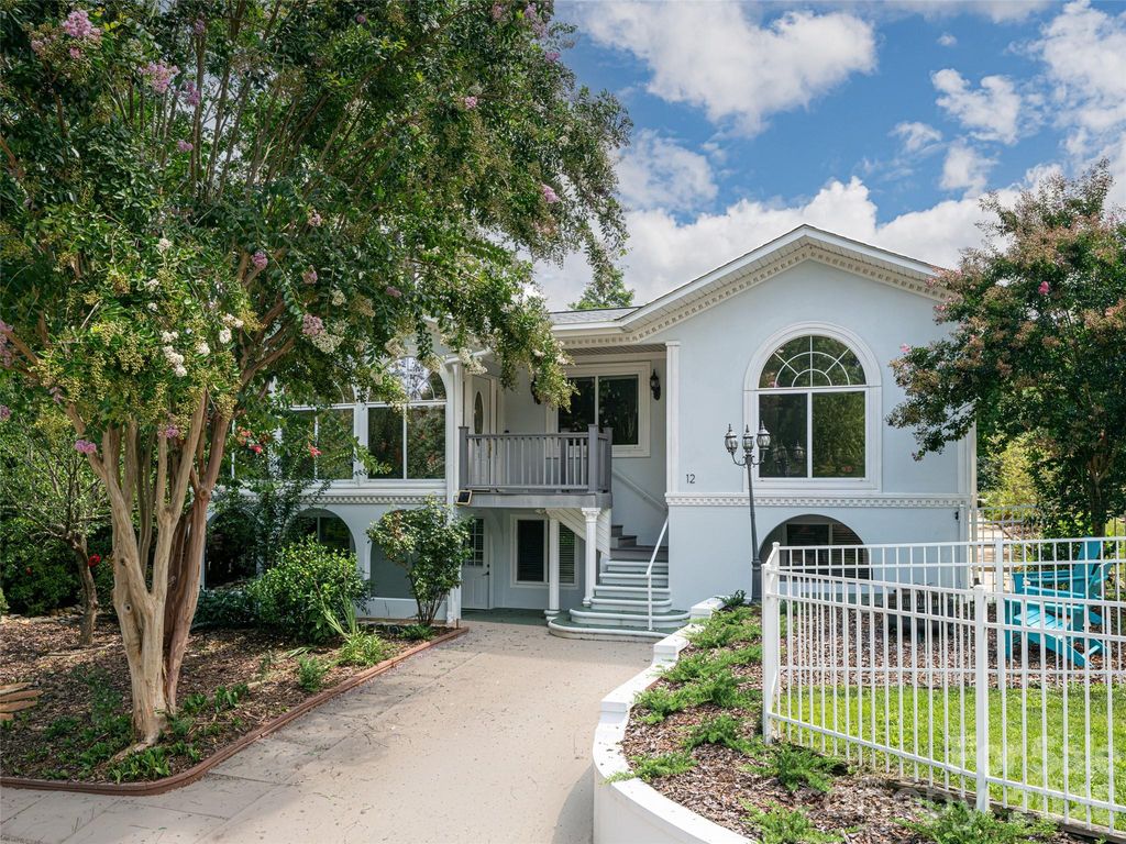 12 Peeler Drive, Asheville, NC 28803