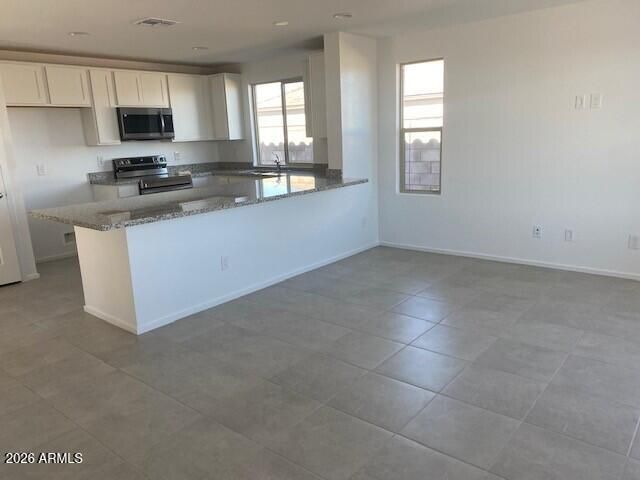 32204 N Pony Express Road, San Tan Valley, AZ 85143