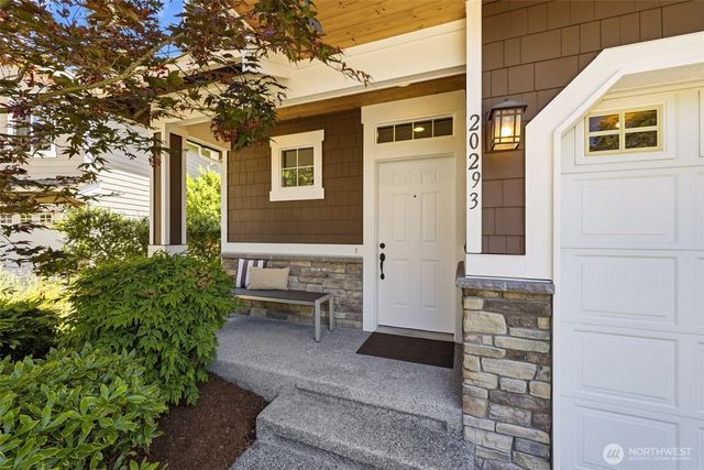 20293 62nd Way NE, Kenmore, WA 98028