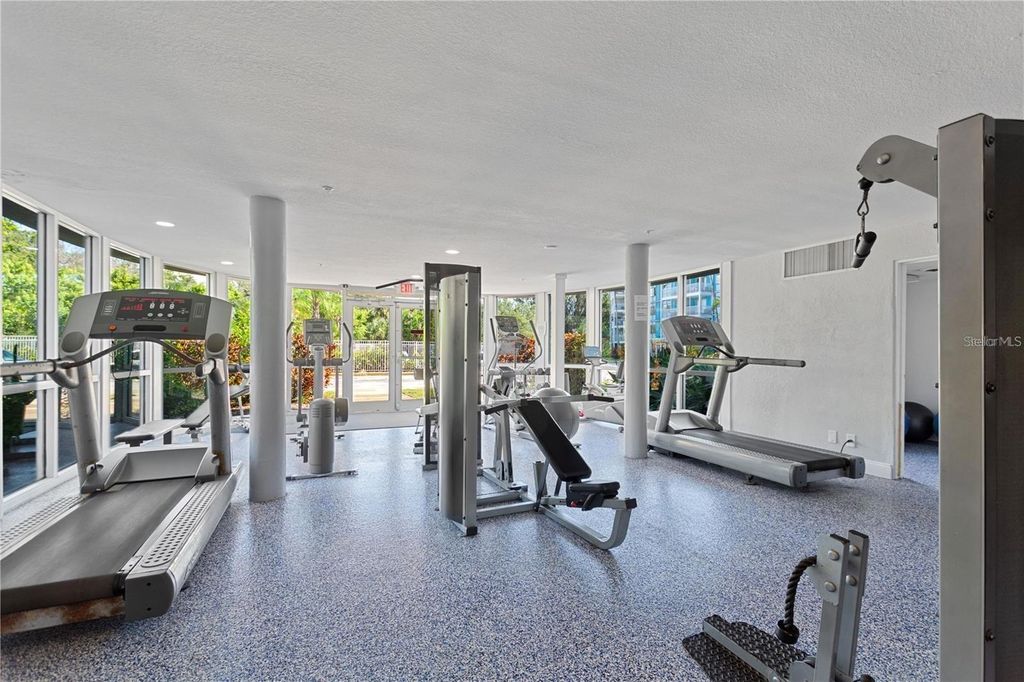 Image 14 of property listing at 3315 58TH AVENUE S 314, St Petersburg, FL 33712