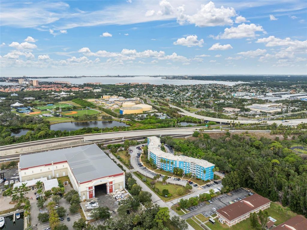 Image 20 of property listing at 3315 58TH AVENUE S 314, St Petersburg, FL 33712