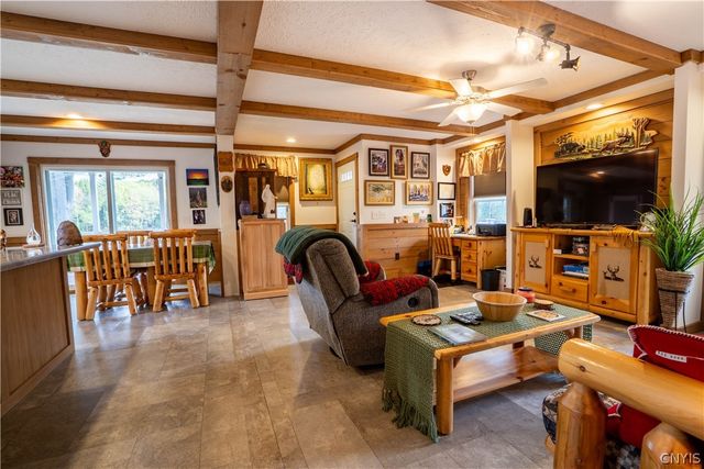 7077 Stearns Road, Floyd, NY 13440