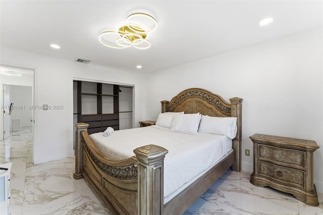 201 Calle Grande Dr 201, Hollywood, FL 33021