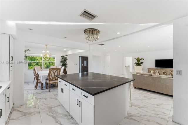 201 Calle Grande Dr 201, Hollywood, FL 33021