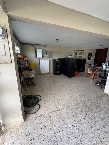 URB SANTA PAULA CALLE LAS COLINAS 123, Guaynabo, PR 00969