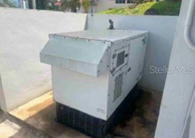 URB SANTA PAULA CALLE LAS COLINAS 123, Guaynabo, PR 00969