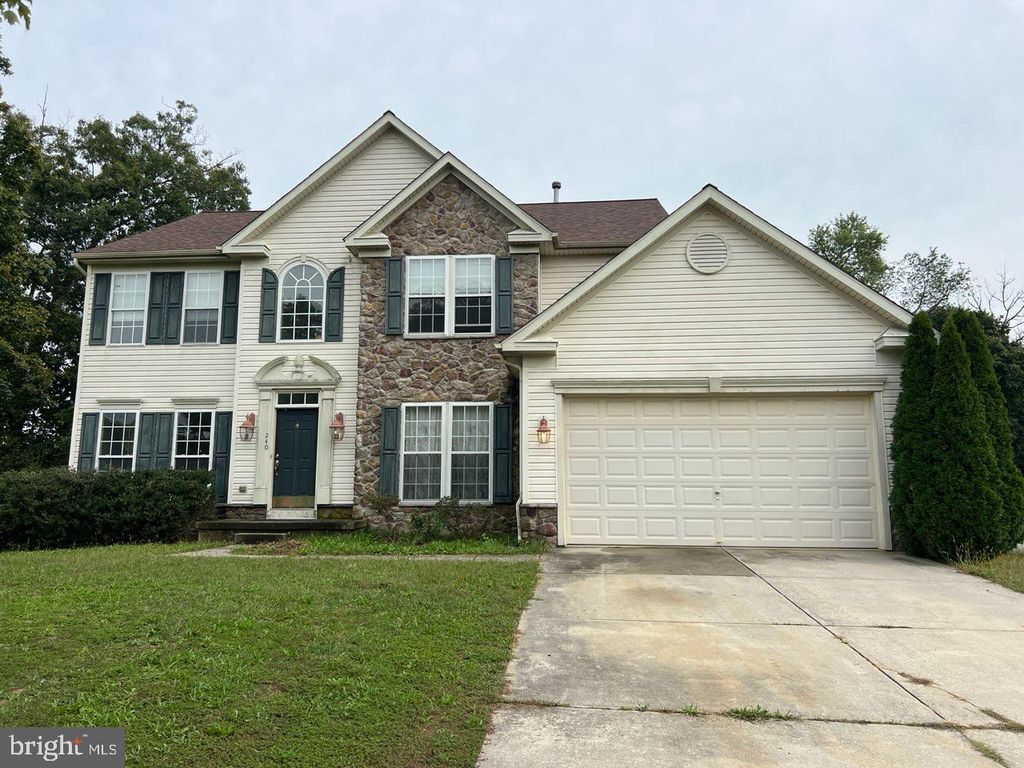 240 BUCKHORN DR, Williamstown, NJ 08094