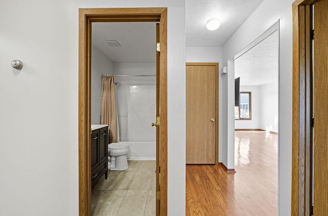 473 Samantha Circle, London, OH 43140