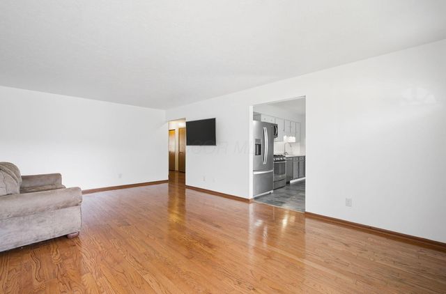 473 Samantha Circle, London, OH 43140