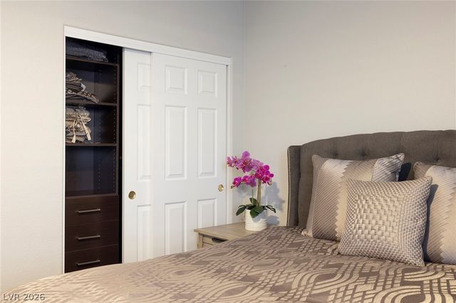 11325 Early Sun Court, Las Vegas, NV 89135