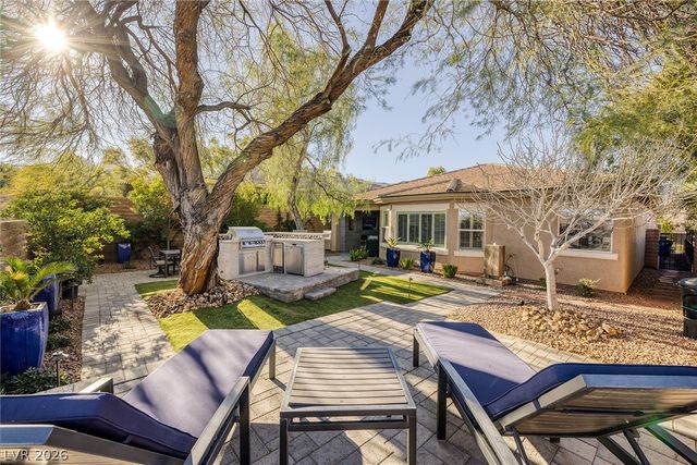 11325 Early Sun Court, Las Vegas, NV 89135