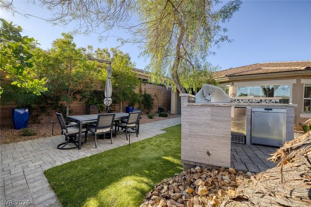 11325 Early Sun Court, Las Vegas, NV 89135