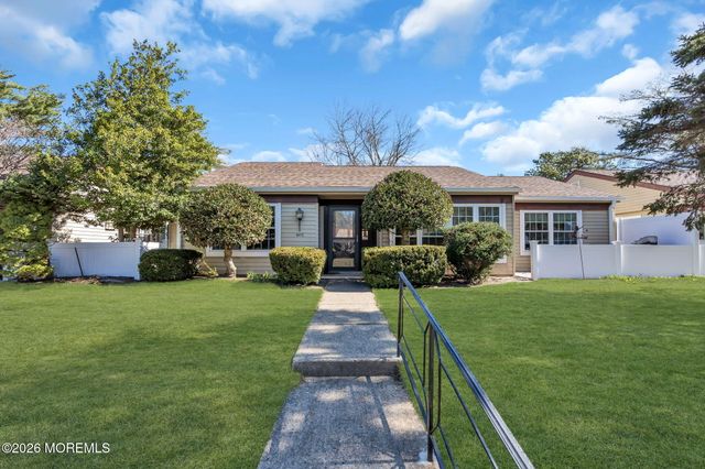 647C Dunstable Court C, Manchester, NJ 08759