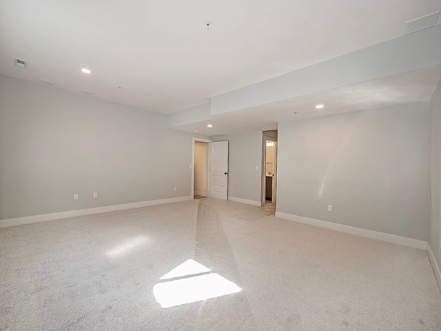 243 Lucca Lane, Upper St Clair, PA 15241