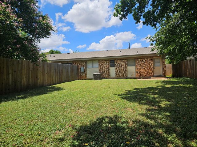 806 Ranch RD A, Georgetown, TX 78628