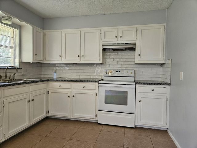 806 Ranch RD A, Georgetown, TX 78628