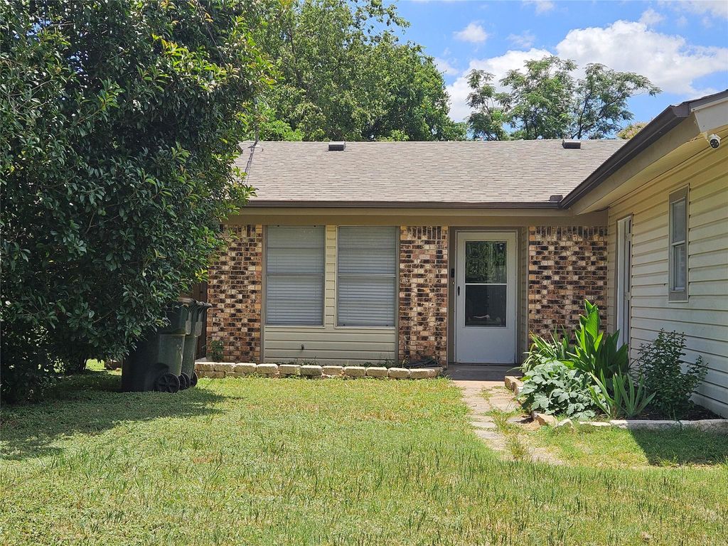 806 Ranch RD A, Georgetown, TX 78628