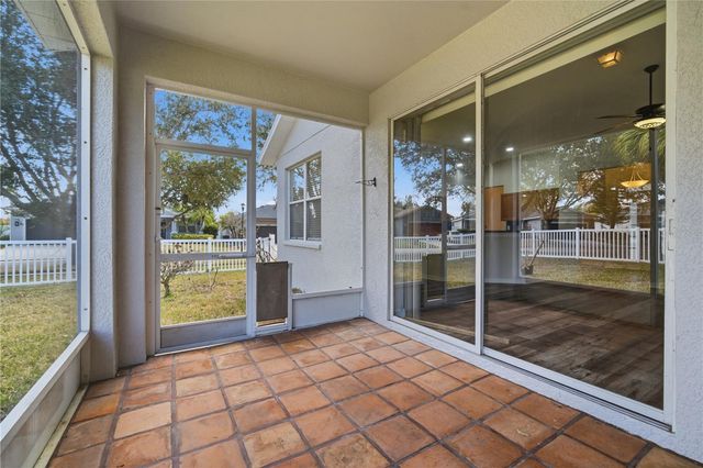 11818 HOLLY CREST LANE, Riverview, FL 33569