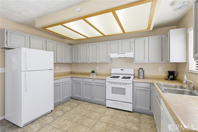 5378 Chia Avenue, Twentynine Palms, CA 92277