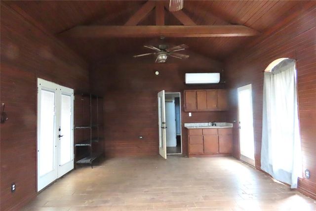 1801 Cheyenne Lane, Blanchard, OK 73010