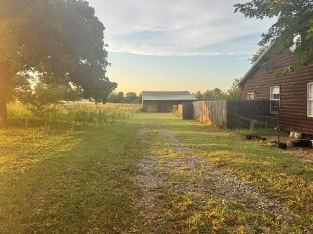 1801 Cheyenne Lane, Blanchard, OK 73010