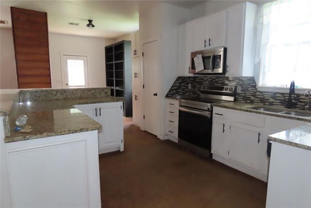 1801 Cheyenne Lane, Blanchard, OK 73010