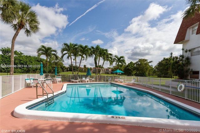 8000 Lagos De Campo Blvd A-303, Tamarac, FL 33321