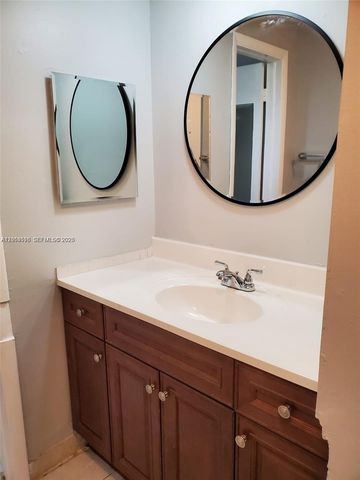 8000 Lagos De Campo Blvd A-303, Tamarac, FL 33321
