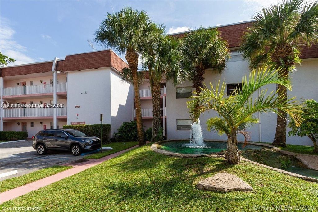 8000 Lagos De Campo Blvd A-303, Tamarac, FL 33321