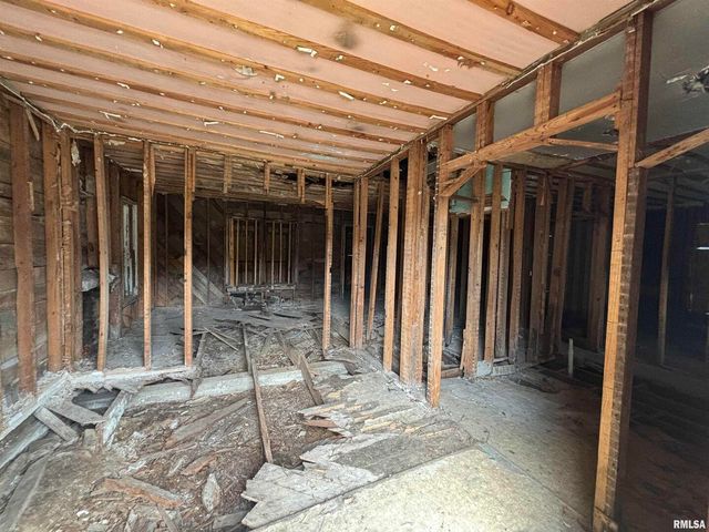 1009 SIMMONS Street, Metropolis, IL 62960