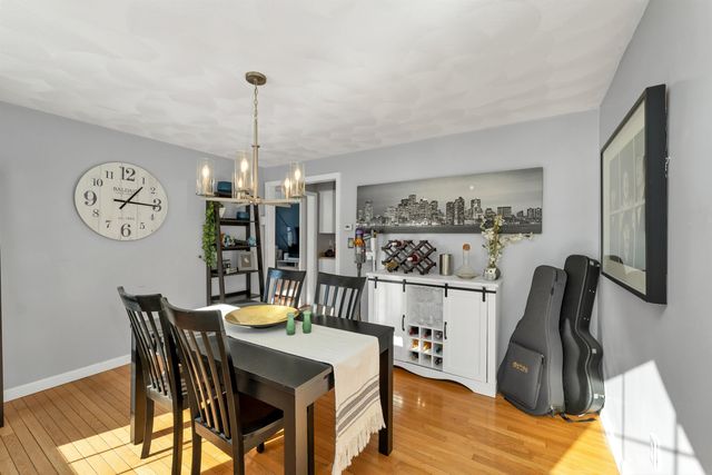 1 Treaty Court, Sandown, NH 03873