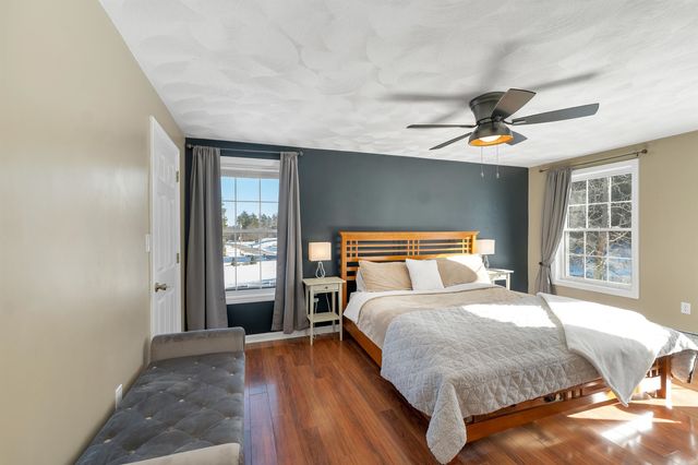 1 Treaty Court, Sandown, NH 03873