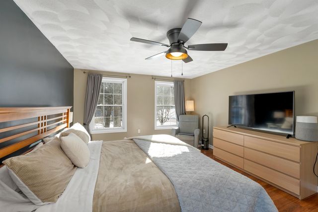 1 Treaty Court, Sandown, NH 03873