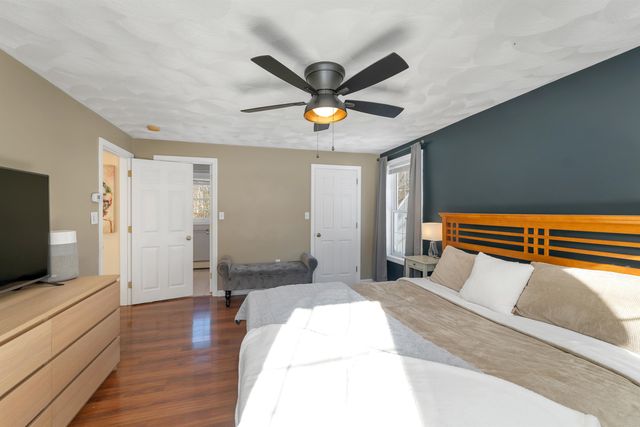 1 Treaty Court, Sandown, NH 03873